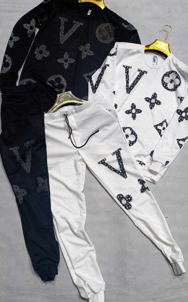 Imported track suit with stone,2 colour in 1 set with free size king roma fabric