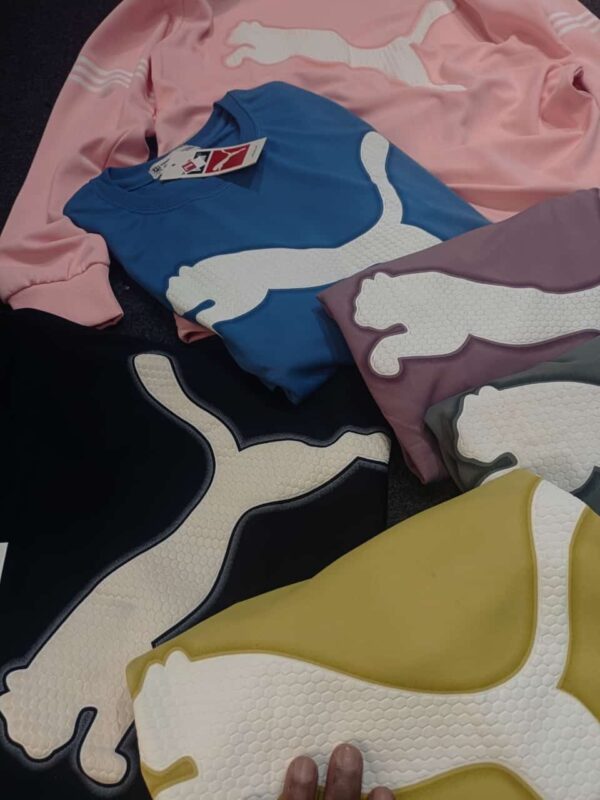 IMPORTED PUFF PRINT SWEATSHIRT