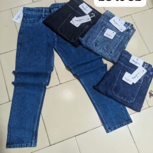 IMPORTED MOM FIT BACK POCKET
